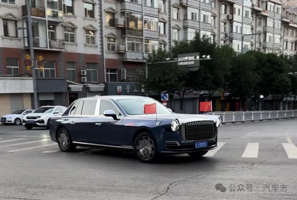 最贵国产车全国首台红旗国礼,晋j00001车牌曾挂在劳斯莱斯幻影