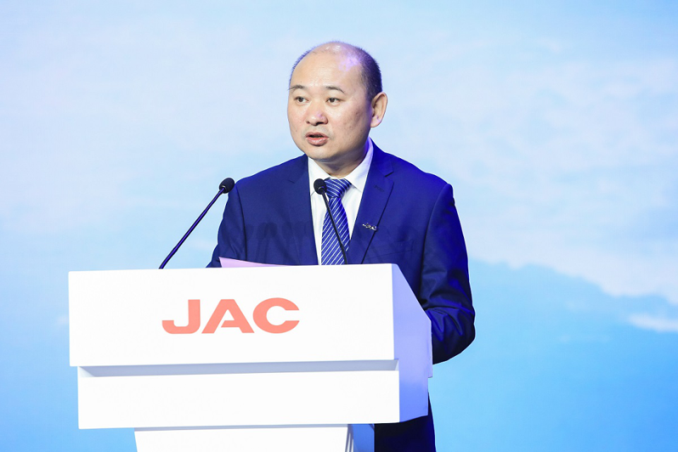 江淮苦命史:左延安铸造辉煌,安进坐吃山空,项兴初收拾残局_腾讯新闻