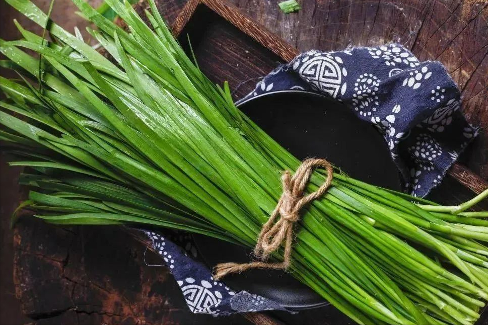 韭菜和它一起吃,等于吃"毒药",现在知道还不晚_腾讯新闻