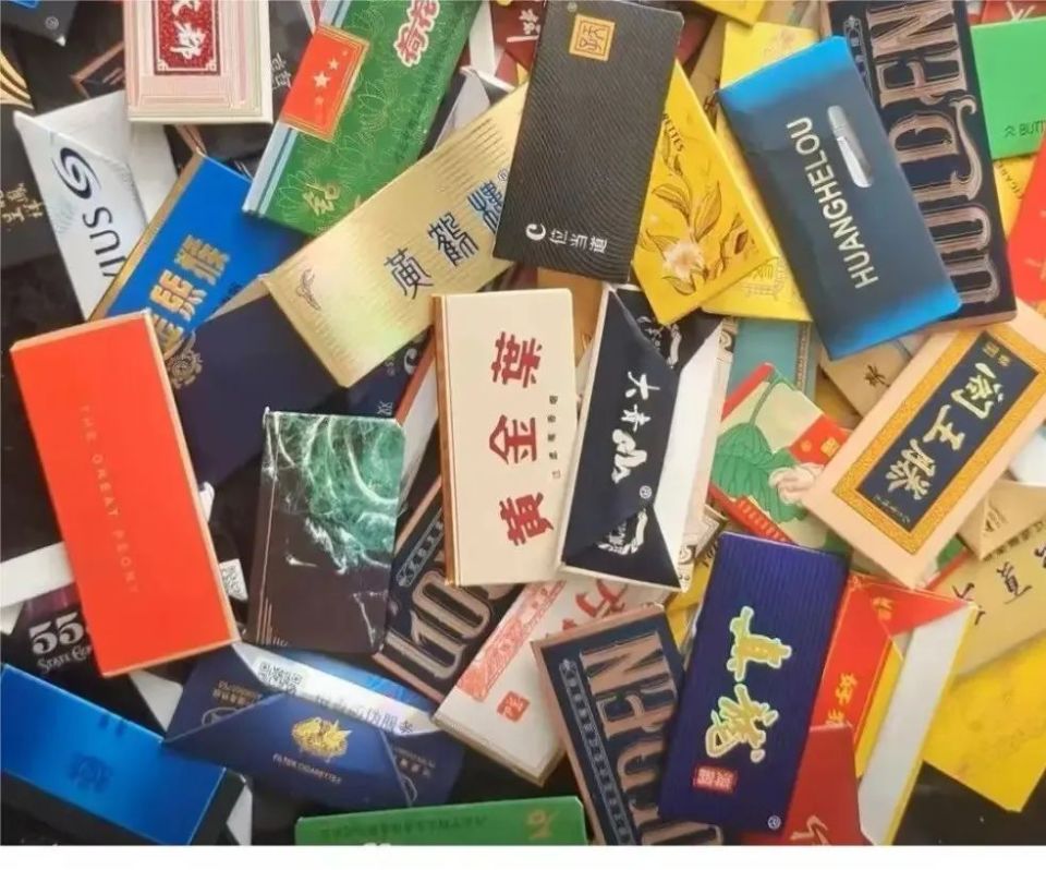 "烟卡"成学生"新宠",家长应该怎么做?