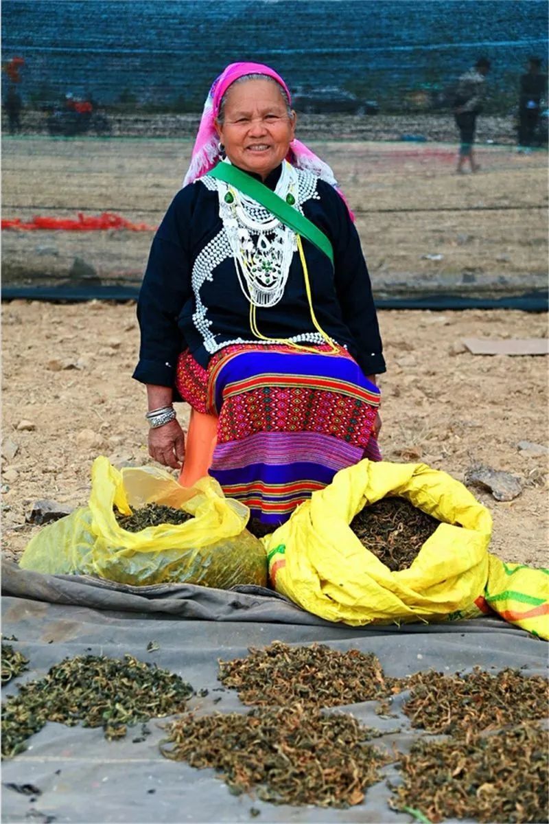 【推荐】去边境"赶街(gai)",体验不一样的佤族风情_腾讯新闻