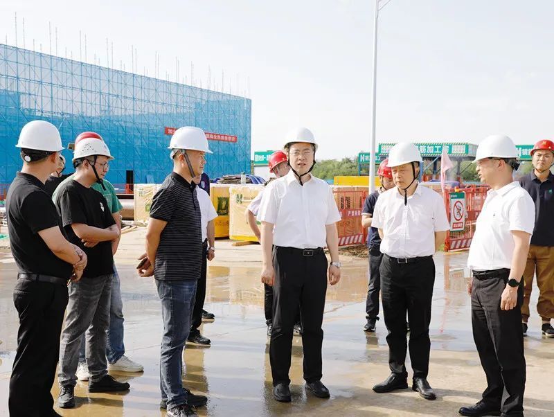 胡建平督导检查大气污染防治,安全生产等工作