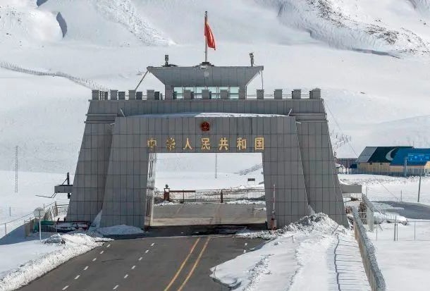 新华社发红其拉甫海关在哪里?有着怎样的故事,一起走近红其拉甫.