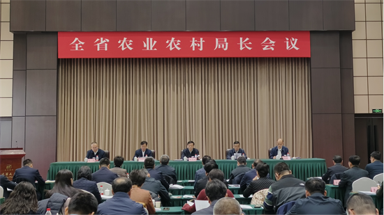 局长会议上,辽宁省委农办主任,省农业农村厅党组书记,厅长朱文波在