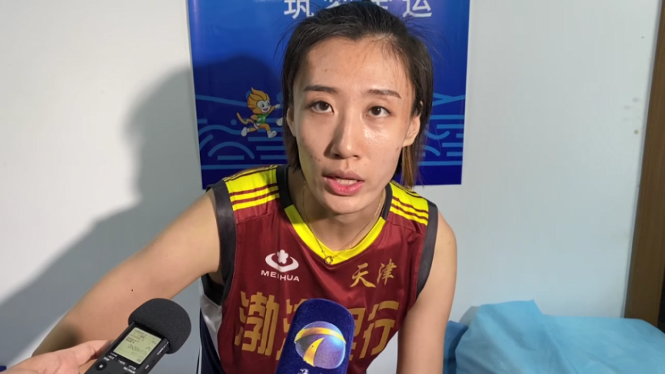 郎才女貌女排美女国手恋情再被曝光男友为国家队陪打教练