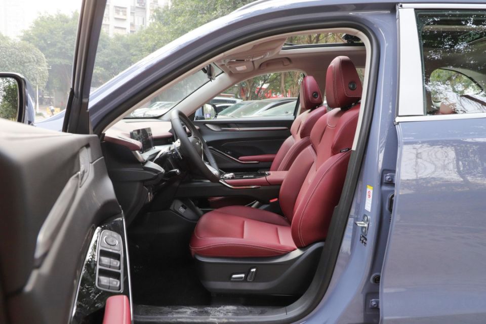 解读10万级家用suv,第三代哈弗h6,全球畅销车型