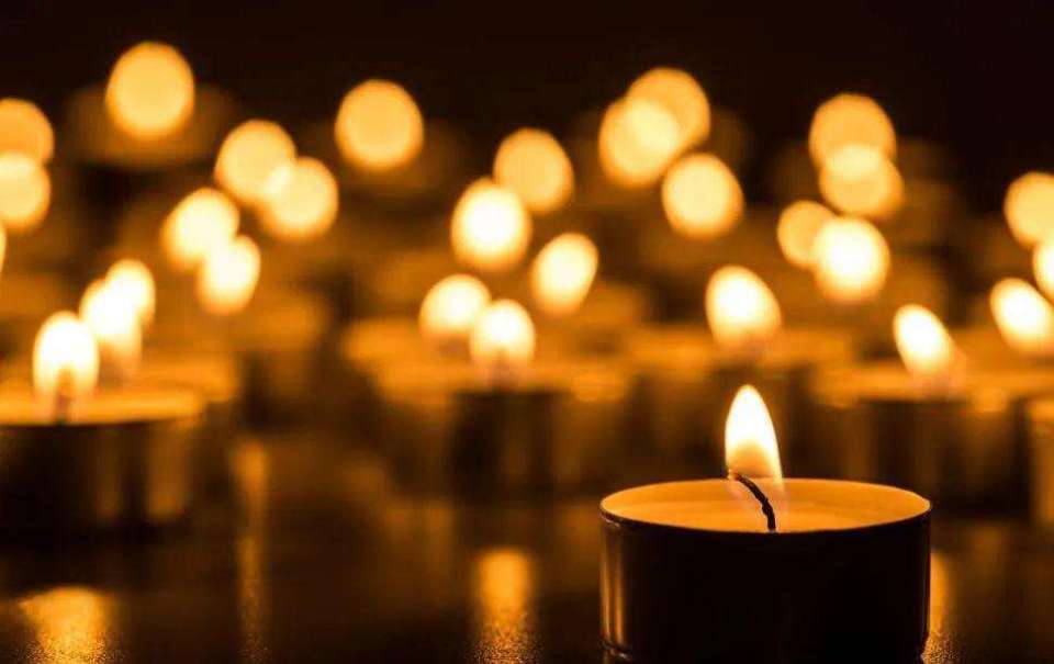 在繁忙的现代生活中,很多人由于工作,学习等原因无法亲自前往墓地祭拜