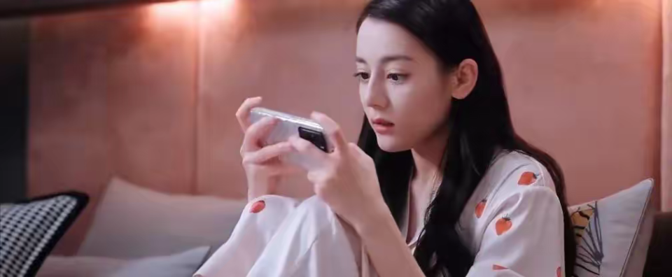 拍戏,也不忘打王者的5位明星,沈腾万场安琪拉,杨幂实力很高