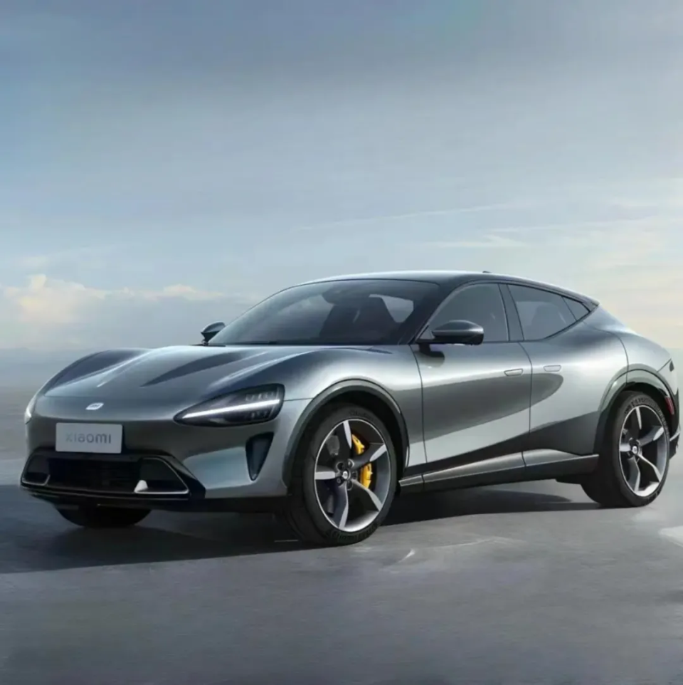 小米suv内饰谍照曝光,内饰有变化,外观很像法拉利suv