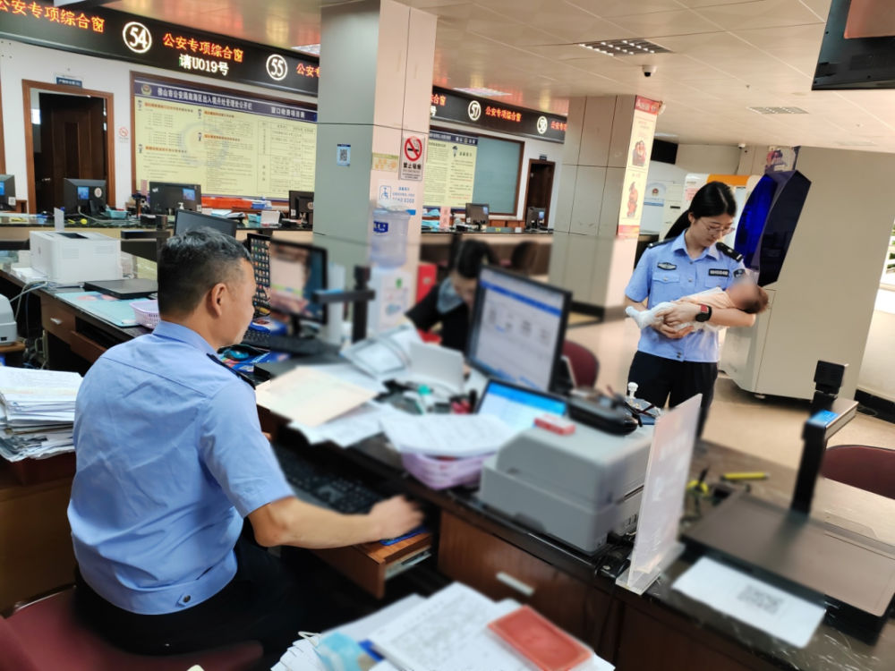 1余万件!直击南海入户办理现场