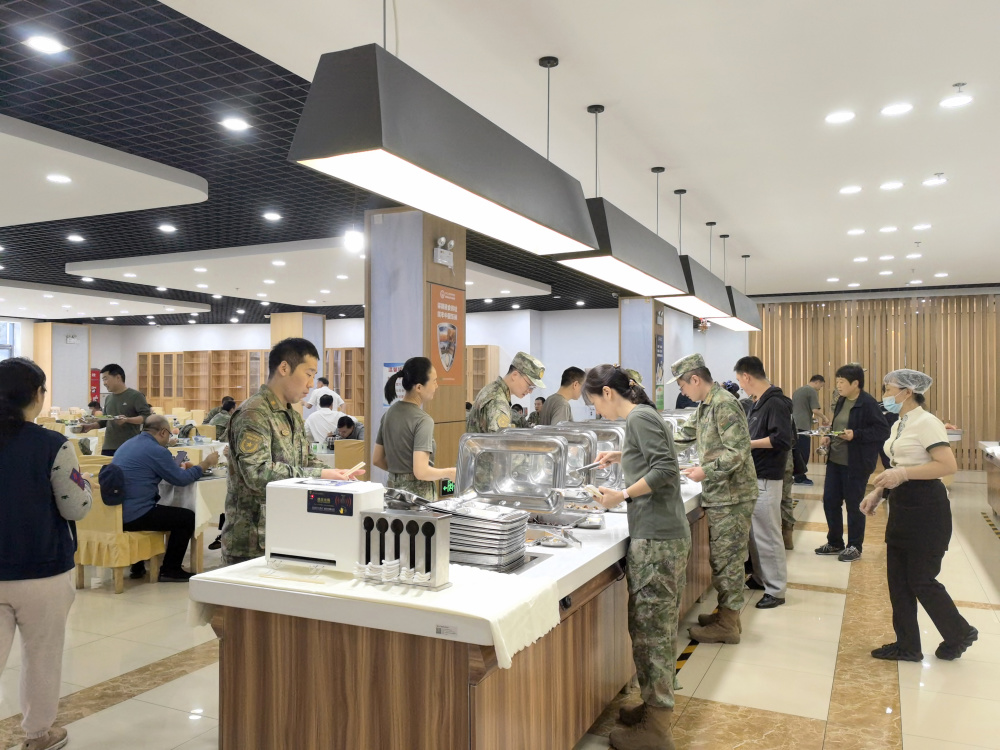 湘菜香飘北京走进国防大学_腾讯新闻