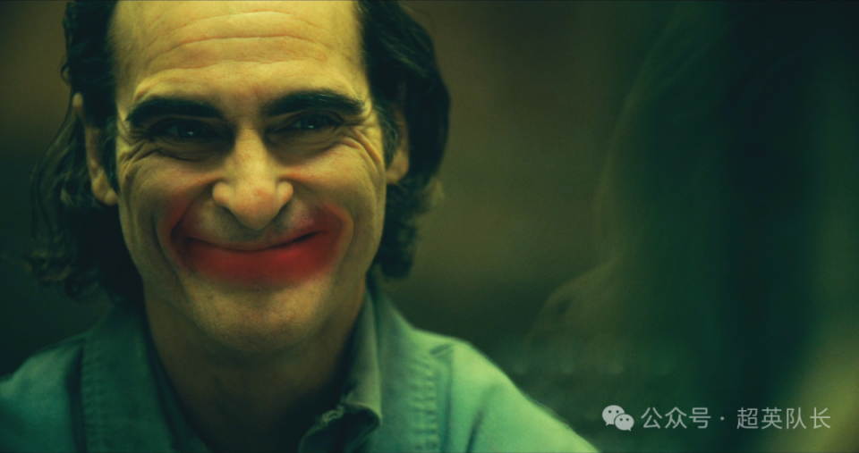 《小丑2:双重疯狂》发布首组剧照