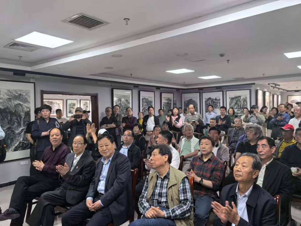 参加本次展览的画家有:蔡嘉励,赵仰柴,宗玉魁,王天禄,马晓辉,李延