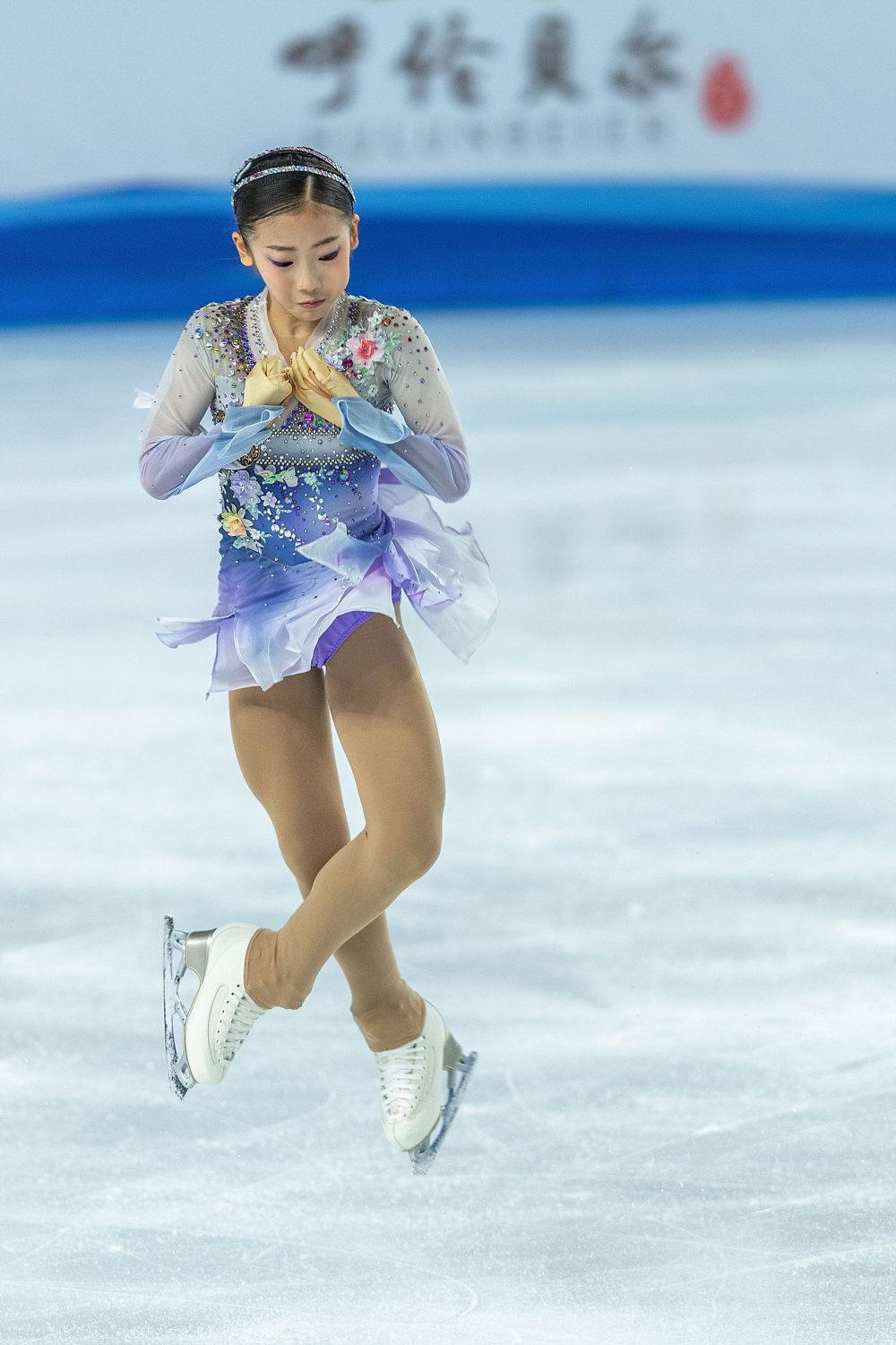 花样滑冰公开组女子单人滑金书贤夺冠