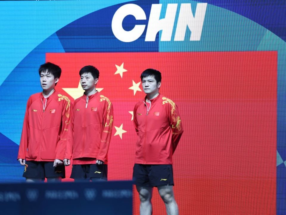 中国队夺得乒乓球男子团体金牌