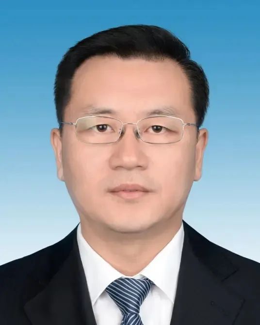 "70后"张龙江跨市履新,已任枣庄市政府党组成员