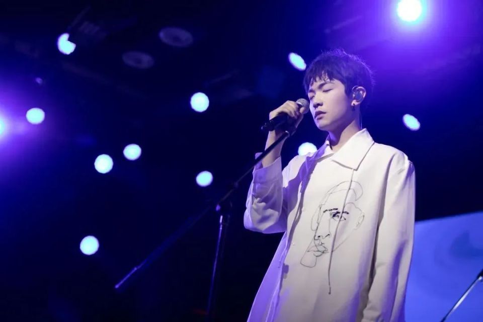 海鸥怎么呼吸大戏看北京10月21-27日文艺资讯丨莫里康内音乐会回溯经典_https://www.jmylbn.com_新闻资讯_第116张