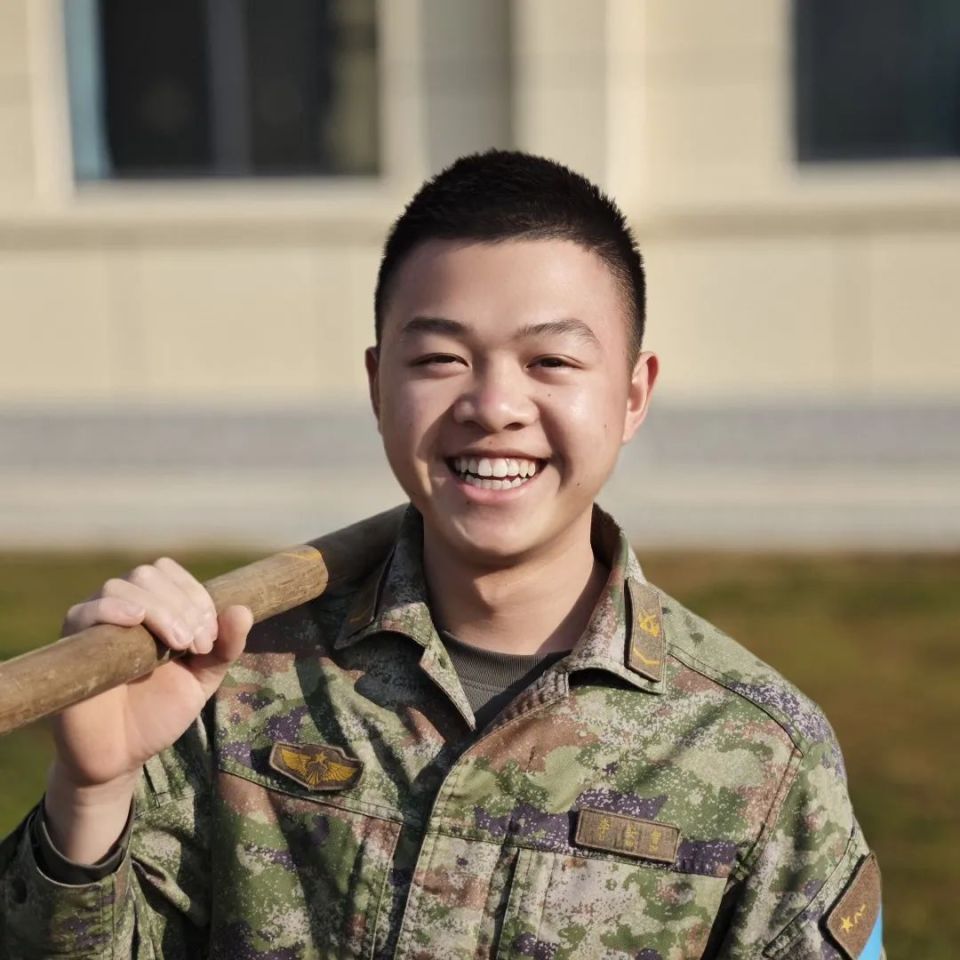 军营"最美笑脸",有你的吗?