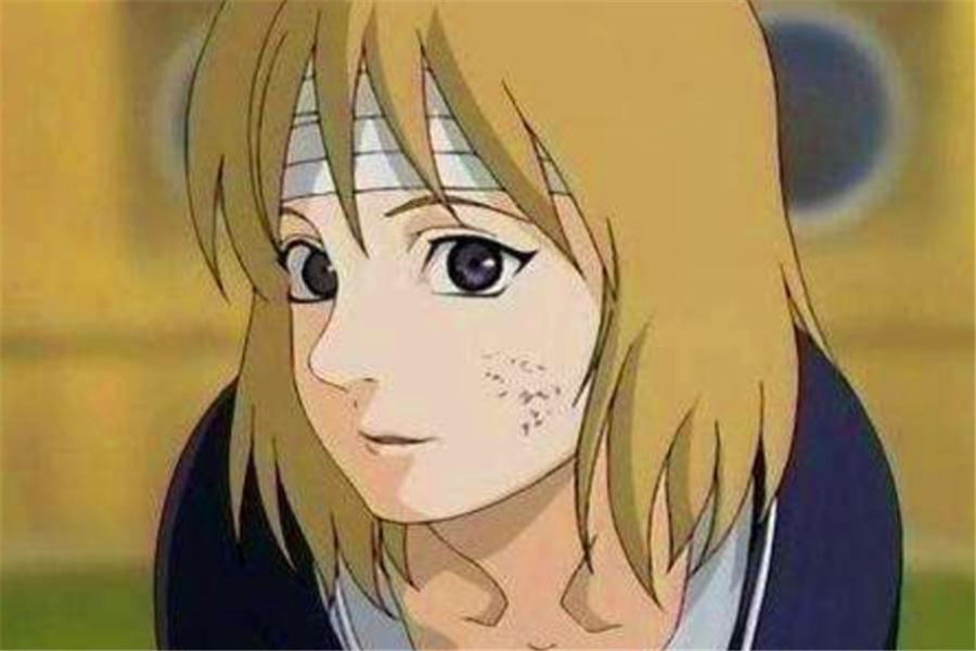 兰丸自幼体质很弱,被从雾隐村叛逃的忍刀七人众之一的黑锄雷牙收留.