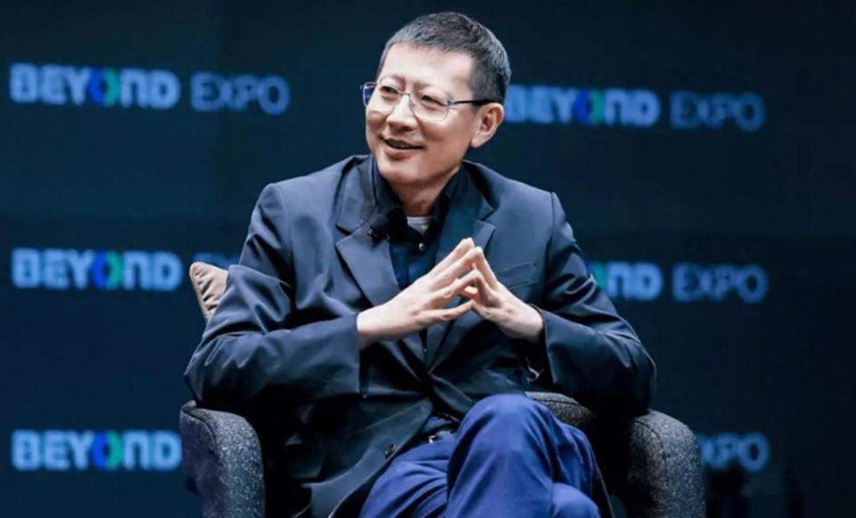 宣布待股东周年大会结束后,因其他工作安排,红杉中国合伙人沈南鹏退任