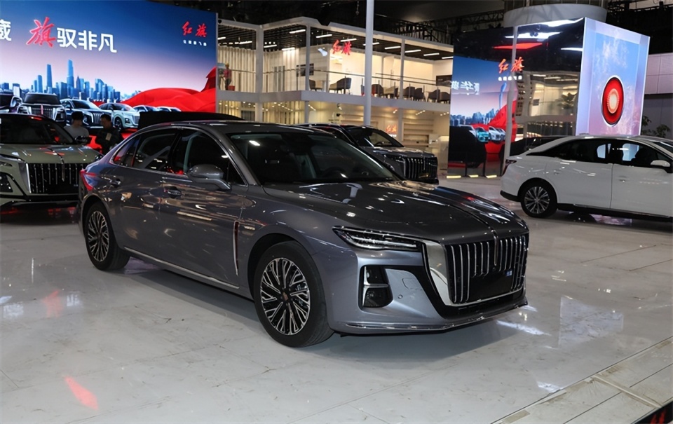 优惠4万多,红旗h5性价比是真不错,也确实值得考虑