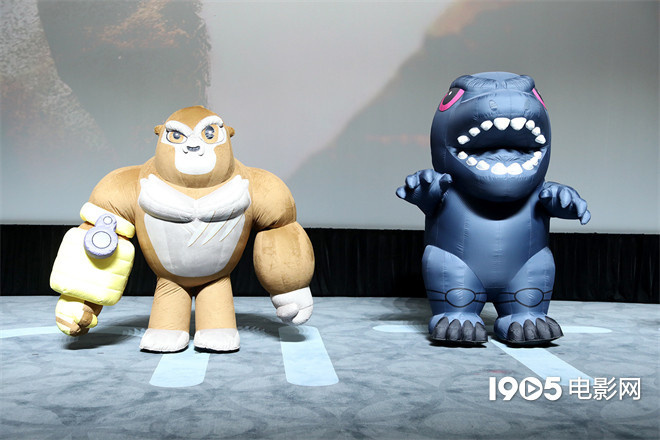 哥斯拉大战金刚2首映涂松岩和儿子在线催更