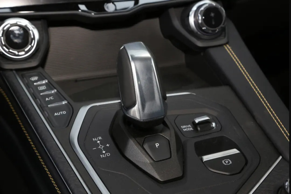 e汽车2024款领克01正式上市