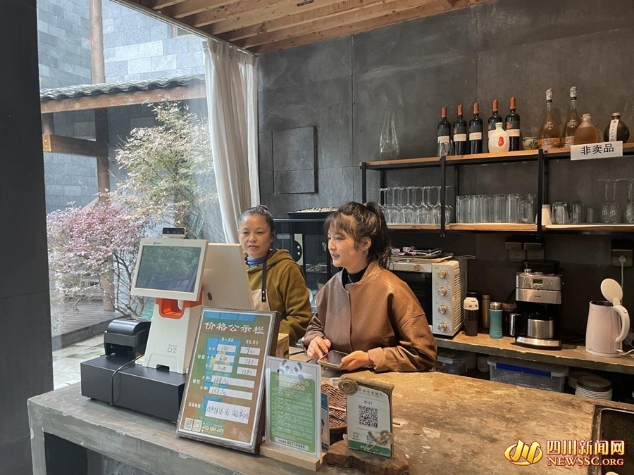 【回村的年轻人】95后幼师变身民宿管家 做点亮乡野生活的"魔法师"