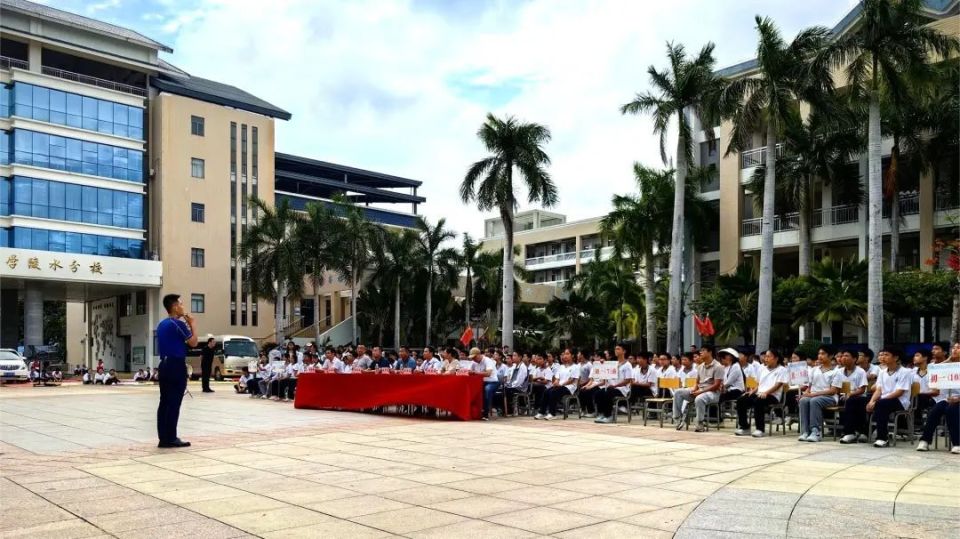 陵水开展2024年"护苗"专项行动"知危险 会避险"未成年人生命安全防护