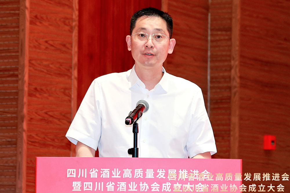 "对川酒乃至中国酒业而言,这都将是载入史册的一天"