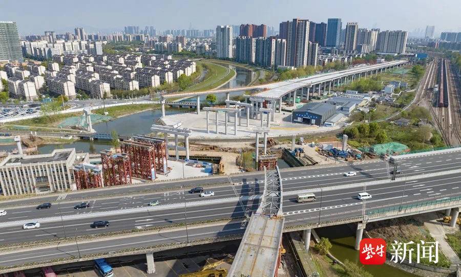 南京建宁西路过江通道江北连接线段首个匝道桥启动施工
