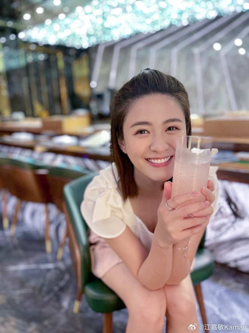 tvb小花自曝因急病入院!手背上现多个针管,状态让人担忧_腾讯新闻