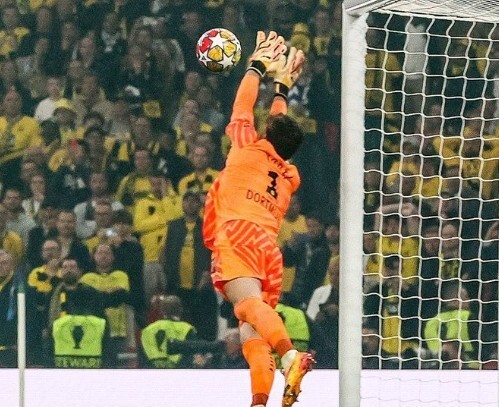 科贝尔:克罗斯的角球太出色了;希望罗伊斯一切顺利