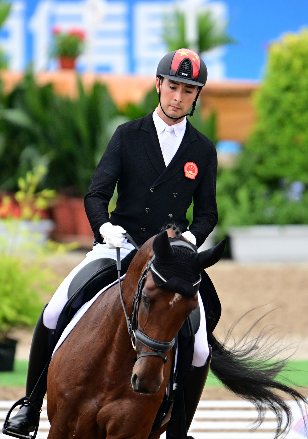 马术——中国选手华天亮相亚运马术赛场_腾讯新闻