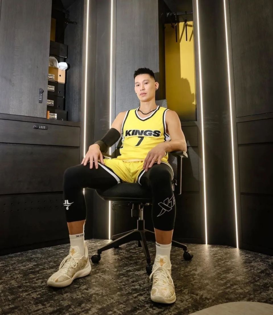 禁赛5场罚款15万林书豪生涯倒计时