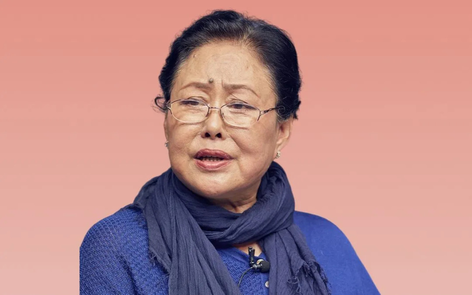 甚至就连演妈妈出名的实力派演员斯琴高娃老师都能被曝出打了羊胎素
