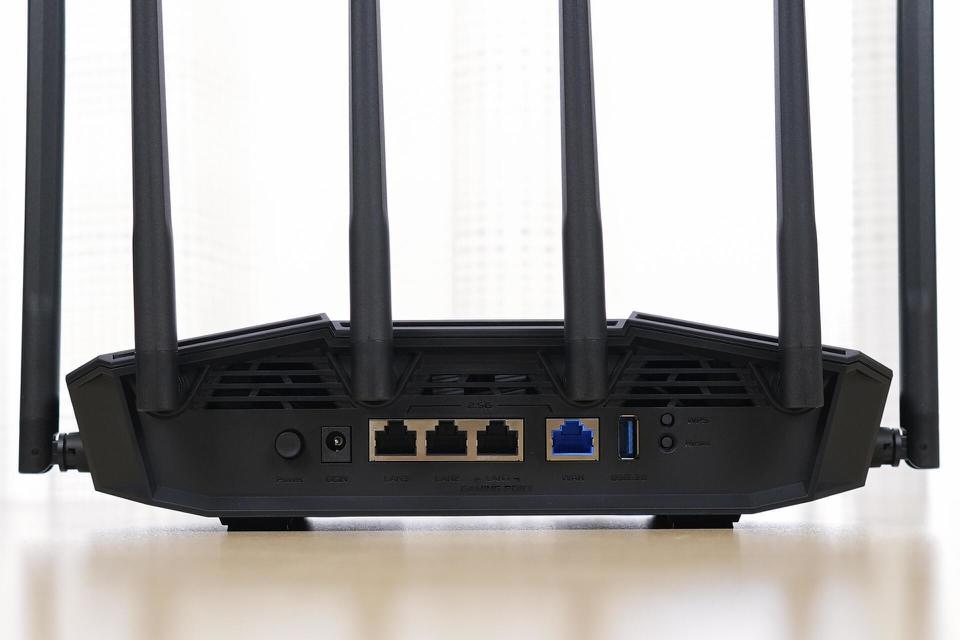 华硕tuf小旋风pro wifi7路由器使用体验