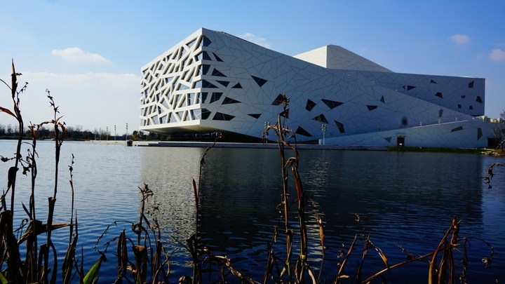 杭州临平大剧院自2019年开业起至今,无论演出场次,观演人数,还是市场