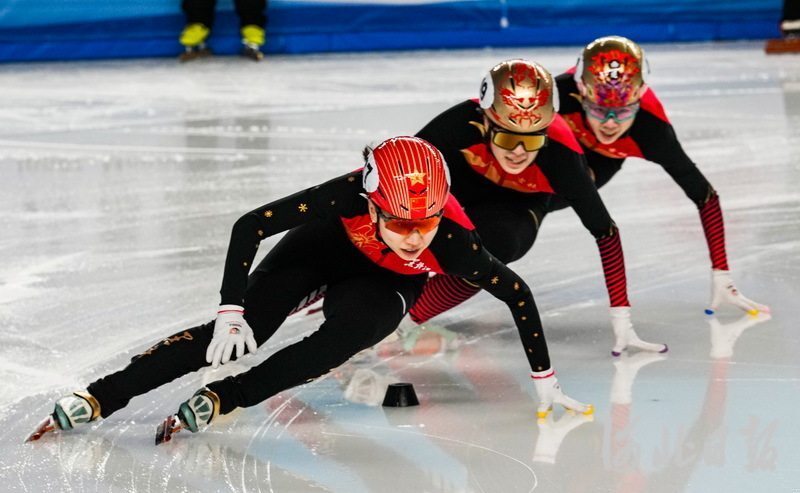 雪容融短道速滑图片图片