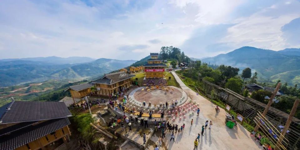 国家aaa级旅游景区体验内容:观赏加榜百里梯田美景,体验传统农耕文化