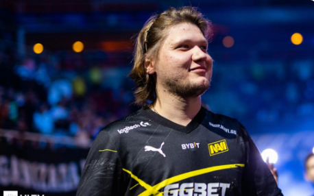 "现阶段在steam在线人数榜上依旧居于前列,轻松破百万的数据傲视群雄.