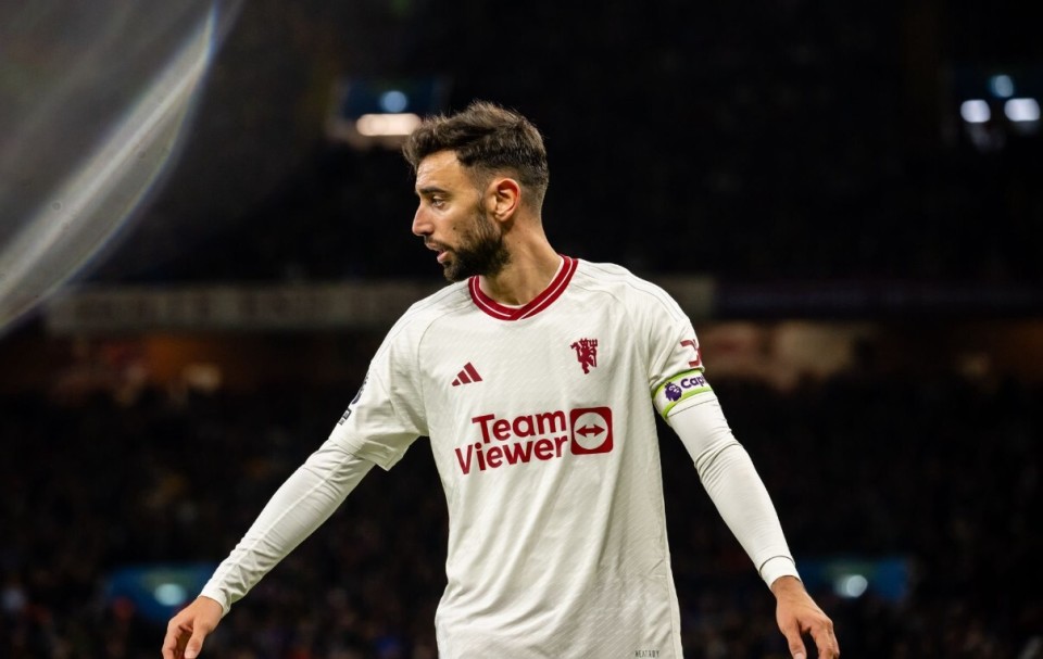 斯基拉b费为了留在曼联一月份拒了沙特方面的丰厚报价