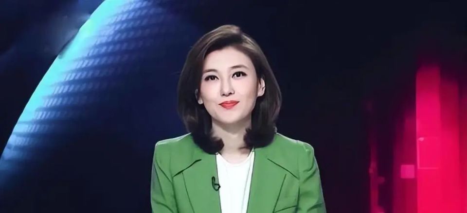 央视主持李红：14岁辍学，18岁逃婚，从洗碗工逆袭进央视，如今怎么样了？_腾讯新闻