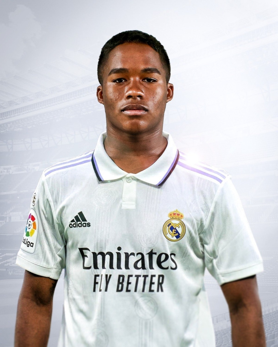 3张巴西彩票:双子星闪耀身价上亿,雷尼尔3度租借仅剩400万