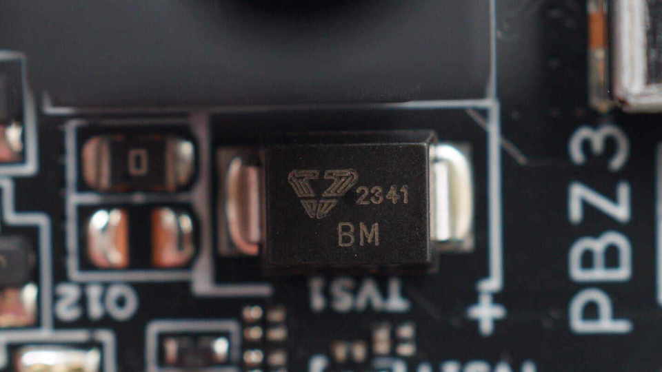中兴v2022芯片图片