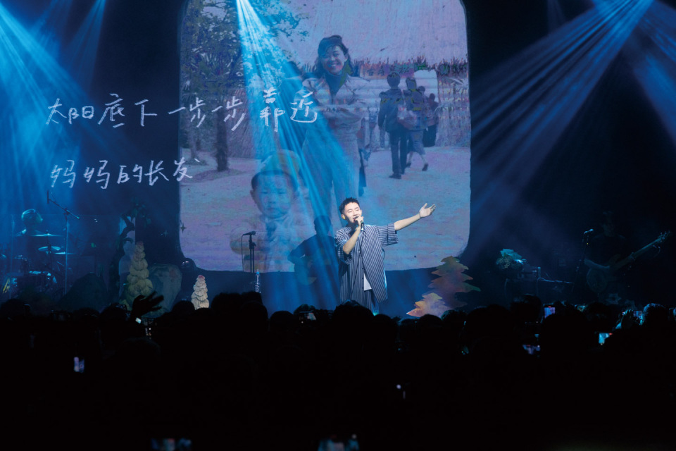 郑兴：飘泊感的背后是归属感_腾讯新闻