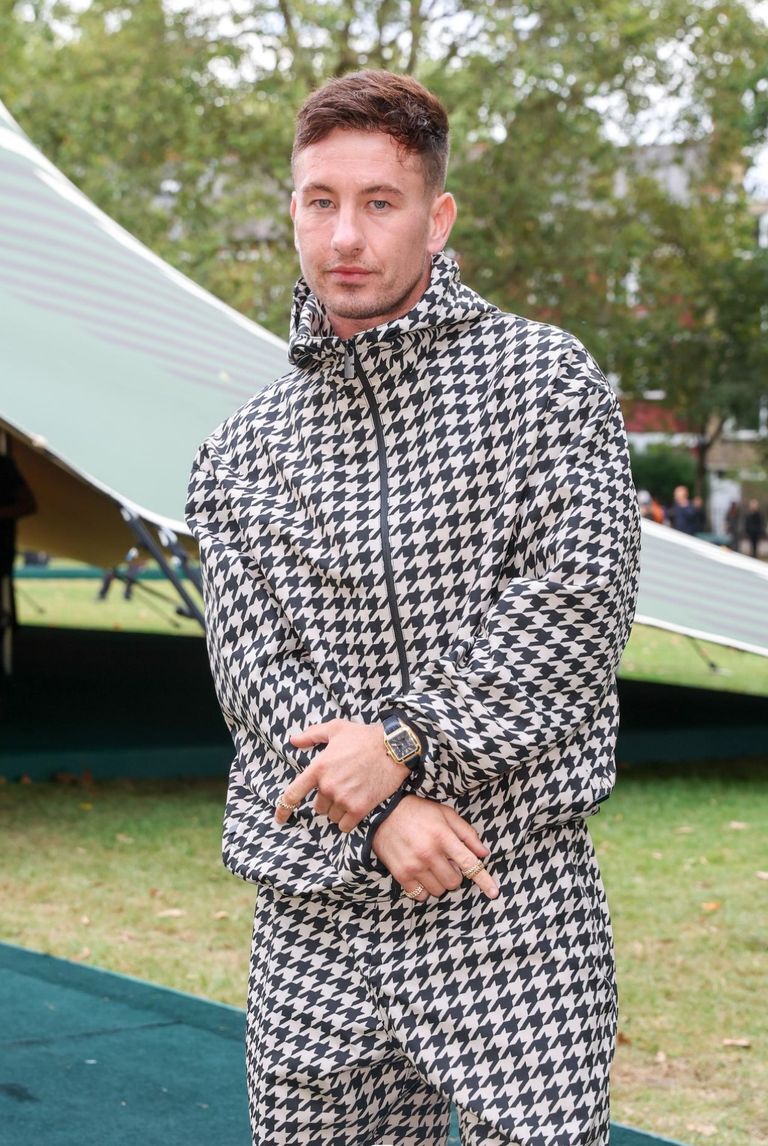 burberry宣布演员 barry keoghan 为新晋品牌大使_腾讯新闻