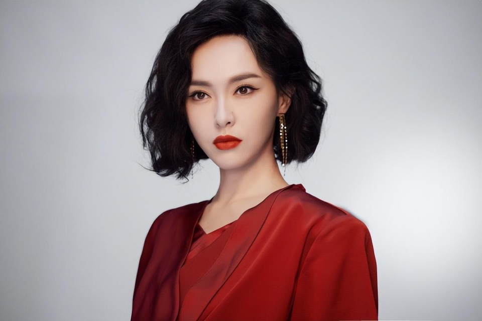 超20年的友情唐嫣迎40岁生日异性好友孙坚凌晨送生日祝福妹妹永远幸福