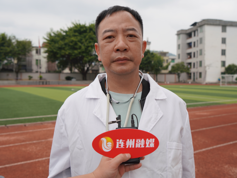 体检入校园 关爱护成长