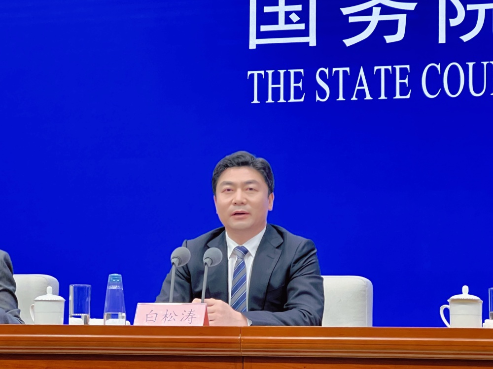 广西发改委答每经问:今年前4个月,广西沿边临港产业园区固定资产投资